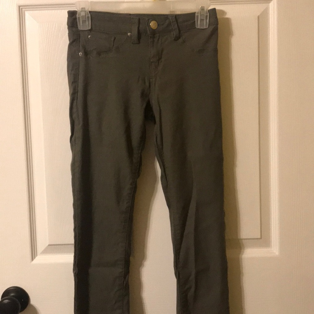 Green skinny jeans